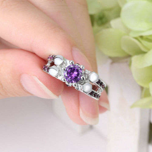 Beautiful Purple Crystal Ring - Size 7