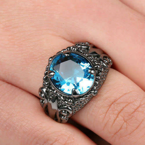 Beautiful Black Gold Filled Ocean Blue Crystal Ring - Size 6