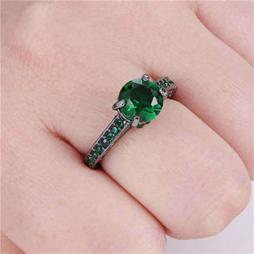 Elegant Emerald Green Black Gold Filled Crystal Ring - Size 6 1/4