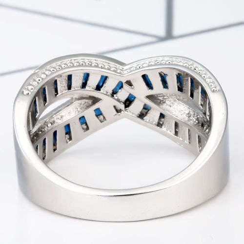 Exquisite Blue Topaz Blue X Ring - Size 7 3/4