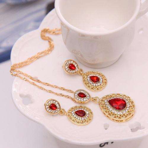 Exquisite Rhinestone Crystal Necklace & Earring Jewellery Set - Red
