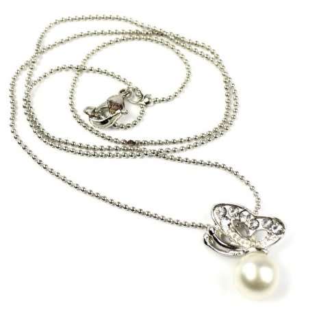 Beautiful Butterlfy Crystal Necklace