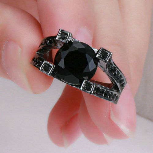 Elegant Black Gold Black Crystal Ring - Size 6 1/4
