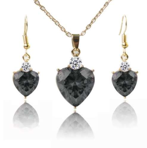 Gorgeous Black Crystal Heart Jewellery Set