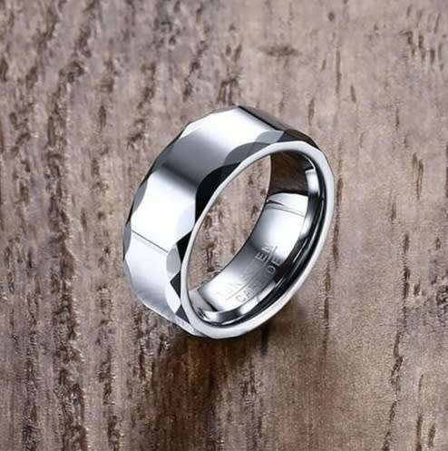 Elegant Men's Stainless Steel Ring - Size 9