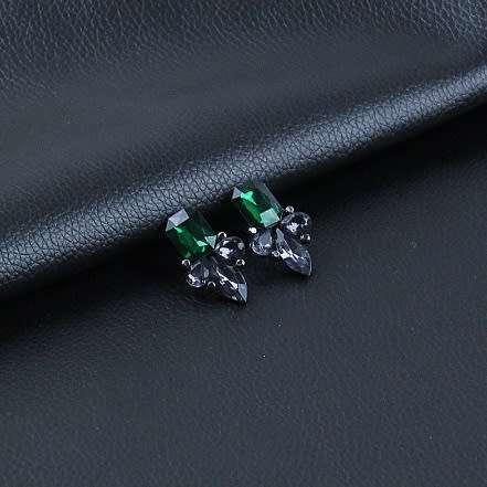 Beautiful Vintage Crystal Earrings