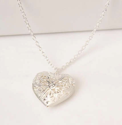 Elegant Heart Fashion Necklace