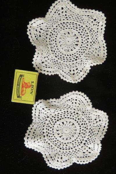 Crochet doilies - white -14cm