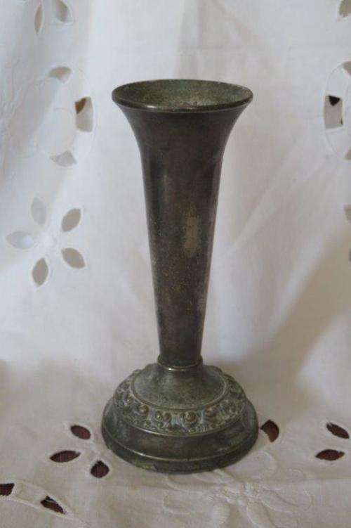 Old bud vase - 13.5cm