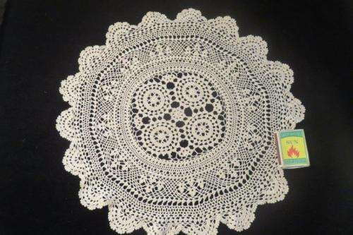 Ecru doilie  cotton  37cm  large