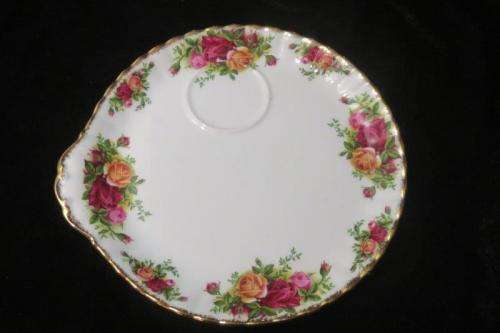 Royal Albert Old Country Roses sandwich plate