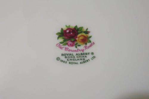 Royal Albert Old Country Roses sandwich plate
