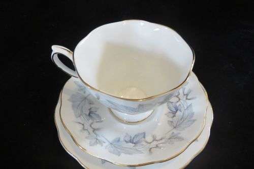 Royal Albert - Silver Maple trio - excellent condition