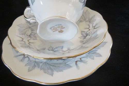 Royal Albert - Silver Maple trio - excellent condition