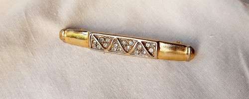 Vintage brooch - narrow - gold tone - 6.5cm long