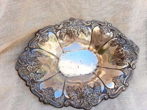 Fabulously ornate silverplate EPNS fruit bowl - 33cm