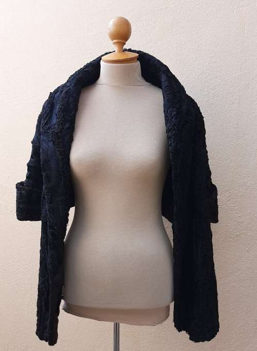 Karakul stole - Hartog of Johannesburg