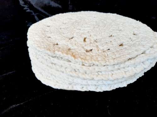 6 chunky white crochet table mats - 26cm - cotton