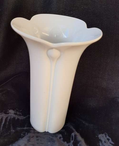 Arzberg porcelain vase - white - 20cm high