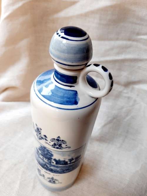 Delft liquor bottle - 25cm high