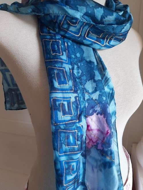 Elegant silk scarf - 160cm x 35 cm long
