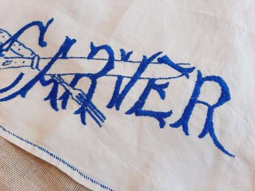 Embroidered cloth - Carver - 71 x 33cm