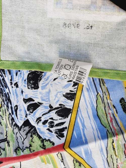 Cotton tea towel - souvenir of Wales - seems unused - as new