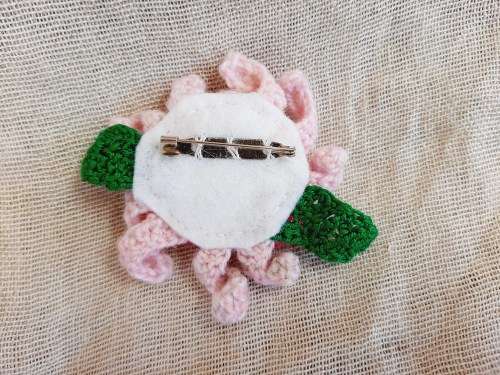 Crochet flower brooch  10 x 7 cm