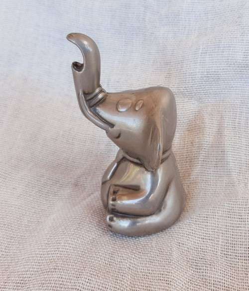 Elephant bottle opener - 9cm