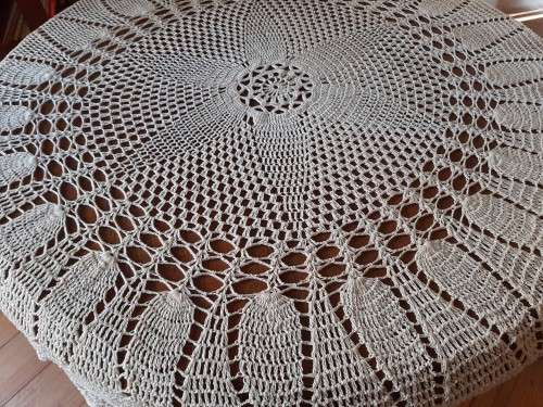 Crochet tablecloth - round - raw cotton colour - 170 cm diameter - cotton