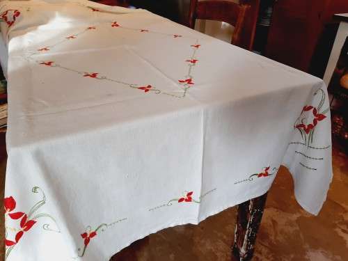 Vintage, embroidered tablecloth- white linen-  160 x 126 cm