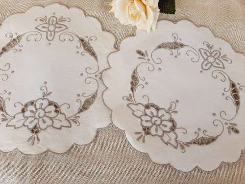 Set of 2 embroidered doilies/ doileys - white and grey 24 cm