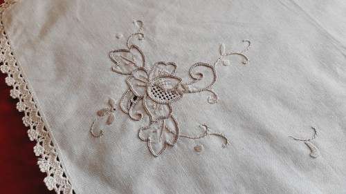 Cream cotton tray cloth -  44 x 27 cm