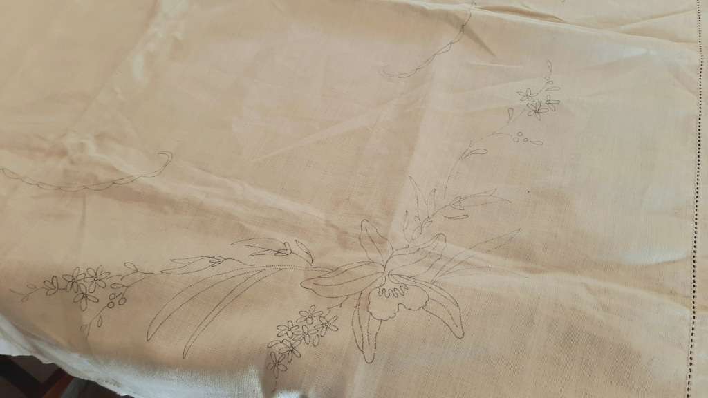 Stamped Irish linen table cloth for embroidery 86 x 86cm