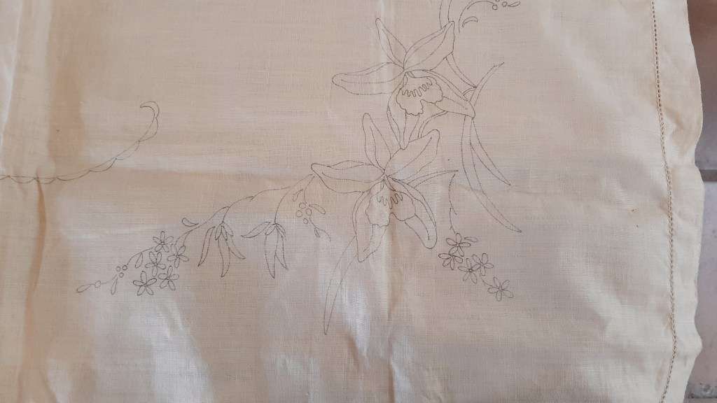 Stamped Irish linen table cloth for embroidery 86 x 86cm