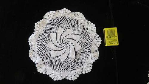 White crochet doilie/doily -21cm