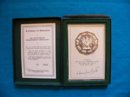 Rhodesia 10th anniversary independance medallion 62 grams fine silver no 553 of 1500