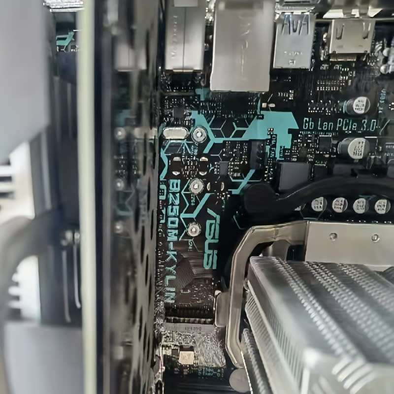 For ASUS Motherboard Uses 5 Sets Of High And Low Screws To Fix M.2 Hard Drives