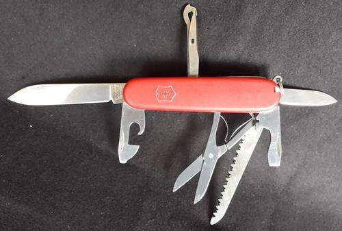 Swiss Army knife (Huntsman)Victorinox Hunting Camping