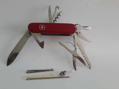 Victorinox Swiss Army knife Huntsman Plus