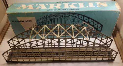 Marklin Arched Bridge Boogbrug Lenth 36 cm H 11 cm