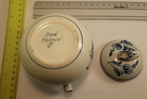Delft Blue Honey or sugar Bowl