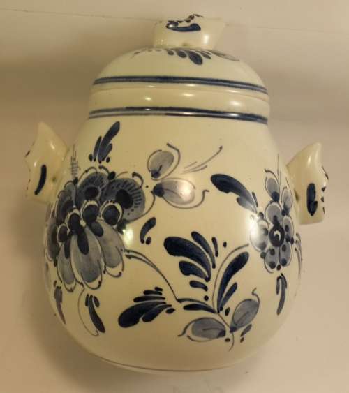 Delft Blue Honey or sugar Bowl
