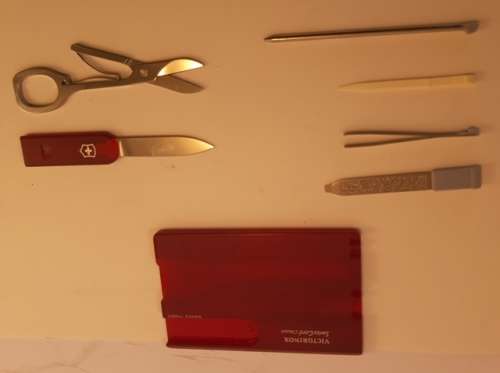 Victorinox Swiss Card Red