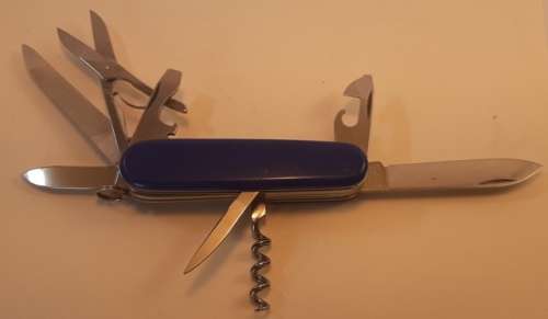 Swiss Army knife Mountaineer Victorinox Blue Scales Vintage Grooved Cork Screw
