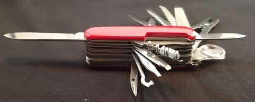 Victorinox Swiss Champ 33 tools  Good Condition