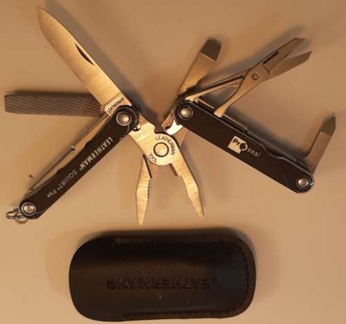 Leatherman Squirt Ps4 Black with pouch Pro Seal logo on scale