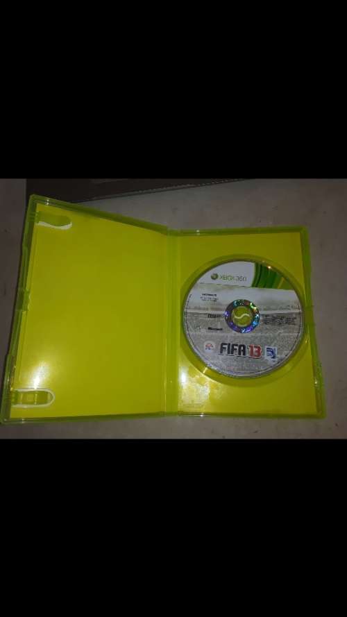 Xbox 360 twin pack (FIFA 13 and Battlefield 4)