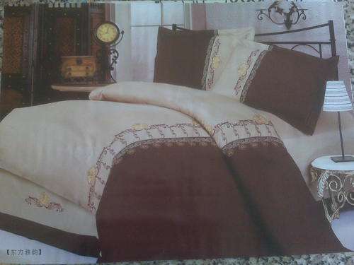 Stunning Queen Duvet 6 Piece!!!! Brown