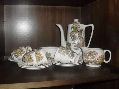 SWINNERTONS - 1950's MINI COFFEE SET IN VERY GOOD CONDITION.